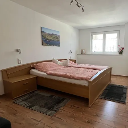 Haus Budinger By Interhome アパート アルフ